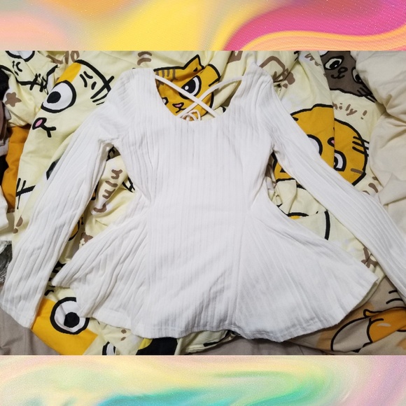 NWOT Delyle Classy Blouse from Shibuya 109 - Picture 4 of 4